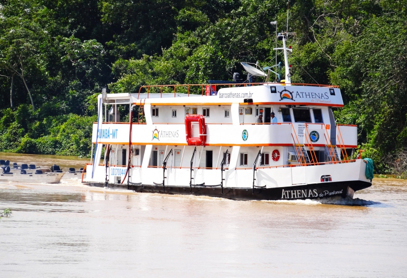 Pantanal Athenas Ship Hotel